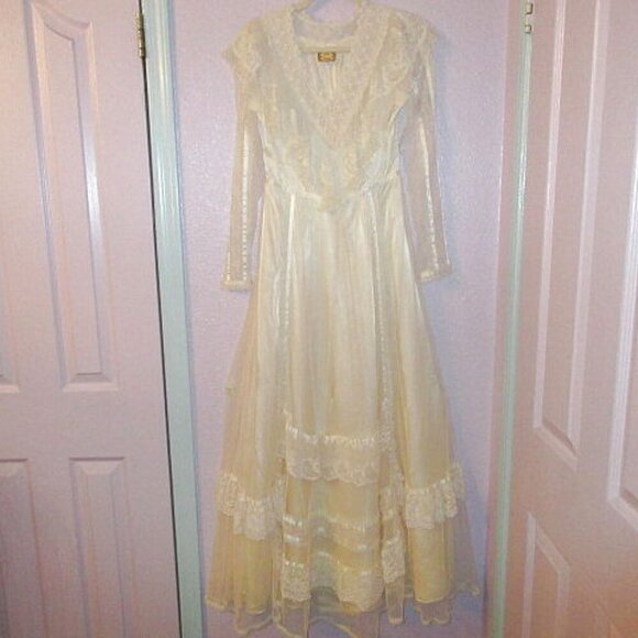 Vtg Gunne Sax Maxi Dress Size 7 Lace Organza Tiered Victorian Fairy Wedding 70s Vtg Gunne Sax Maxi Dress Size 7 Lace Organza Tiered Victorian Fairy Wedding 70s